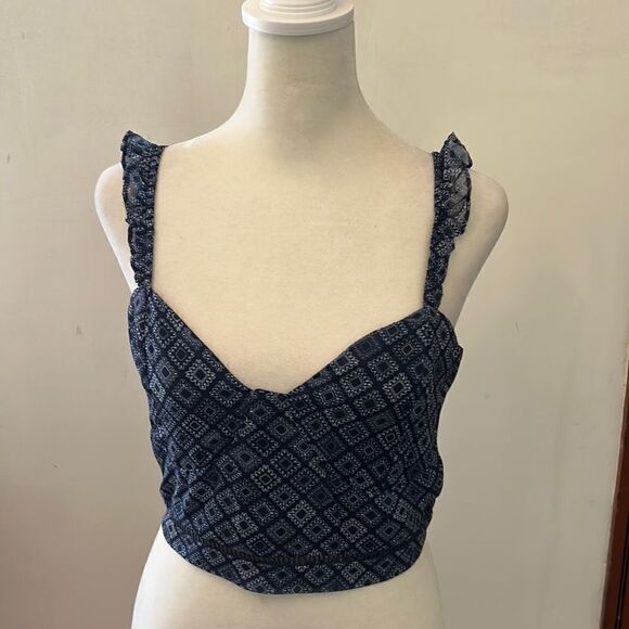 Kendall + Kylie navy patterned crop top with ruffle straps Size M NWOT - Picture 1 of 8